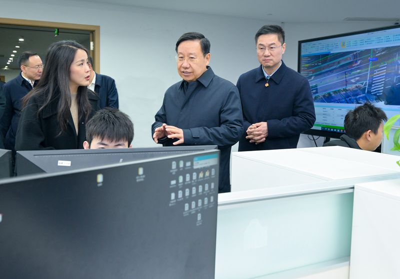 王晓晖在乐山市自贡市调研时强调
坚持干字当头狠抓各项部署落实
在推动高质量发展中展现新担当新作为「相关图片」